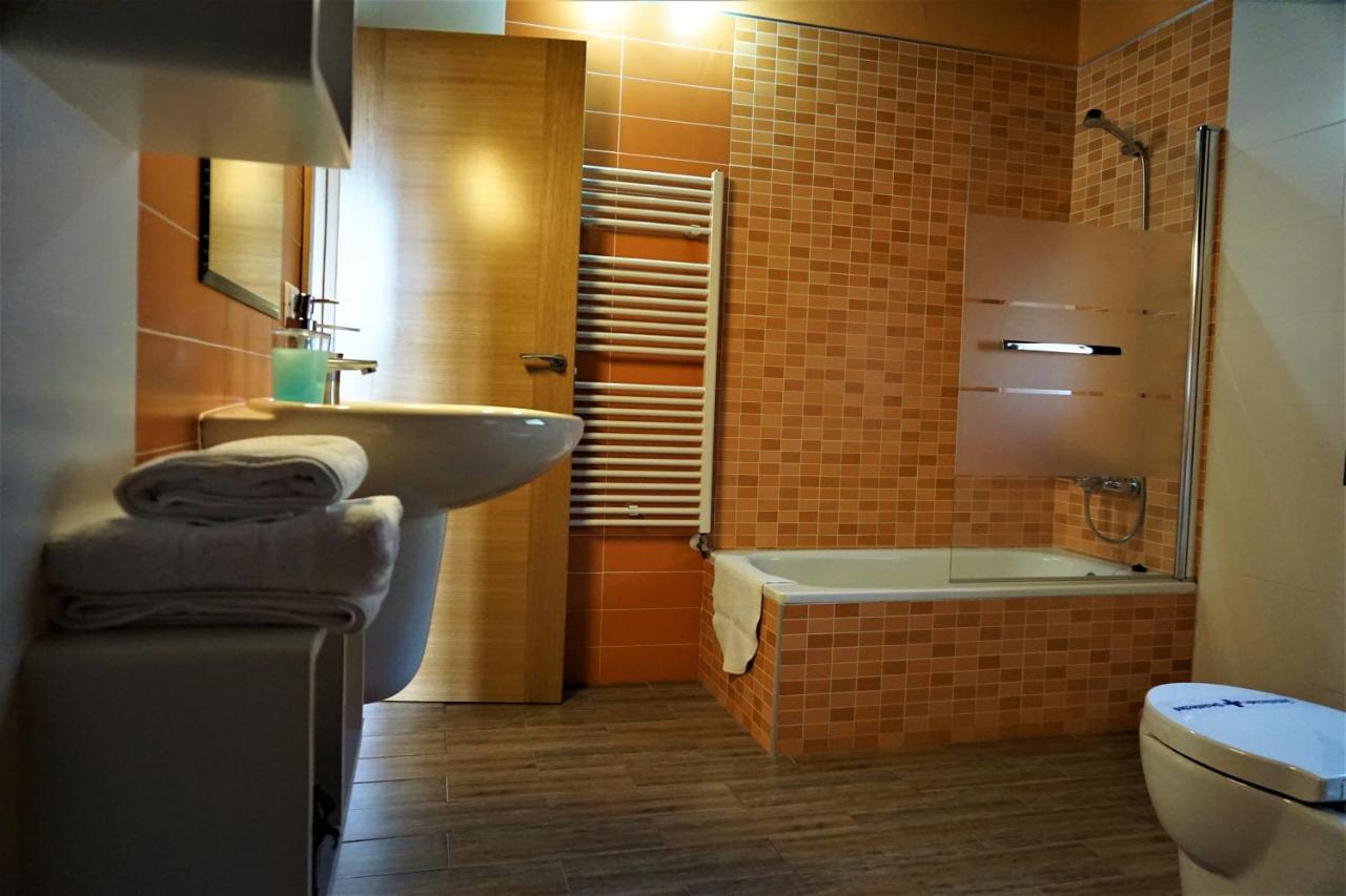 Apartamentos La Playina Llanes Extérieur photo
